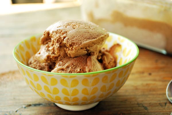 Helado de chocolate con cardamomo ¡un matrimonio perfecto!