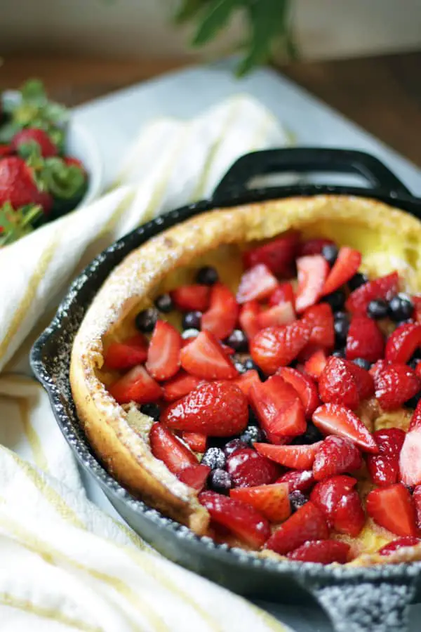 dutch baby con futos rojos